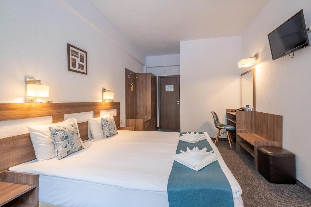 Park Hotel Asenevtsi ヴェリコ・タルノヴォ エクステリア 写真