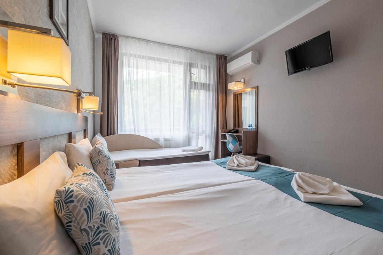 Park Hotel Asenevtsi ヴェリコ・タルノヴォ エクステリア 写真