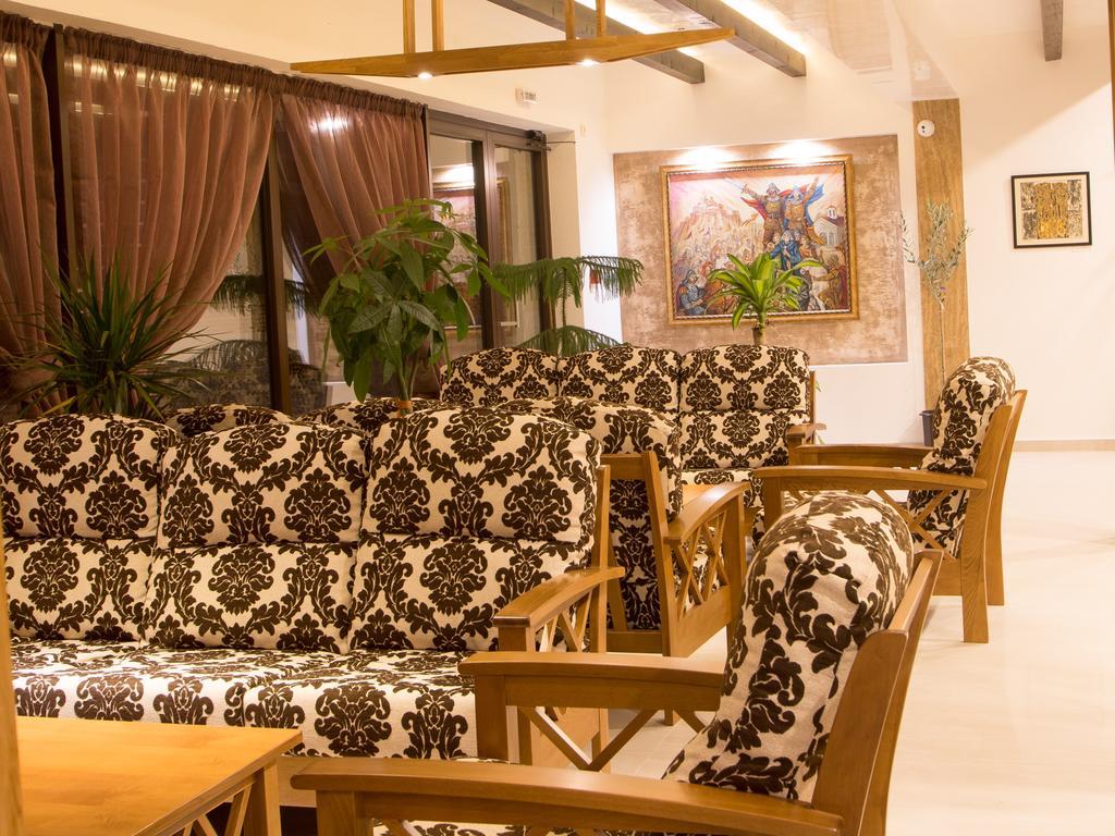 Park Hotel Asenevtsi ヴェリコ・タルノヴォ エクステリア 写真